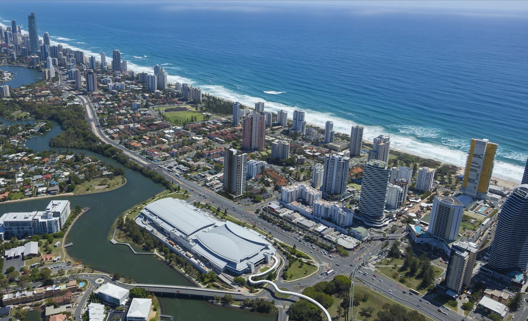 Synergy Broadbeach - Official Gold Coast Exterior photo